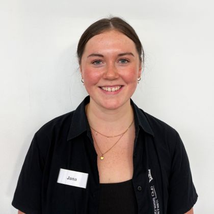 Jana Grieshaber, Team, Mitarbeiterin, Service